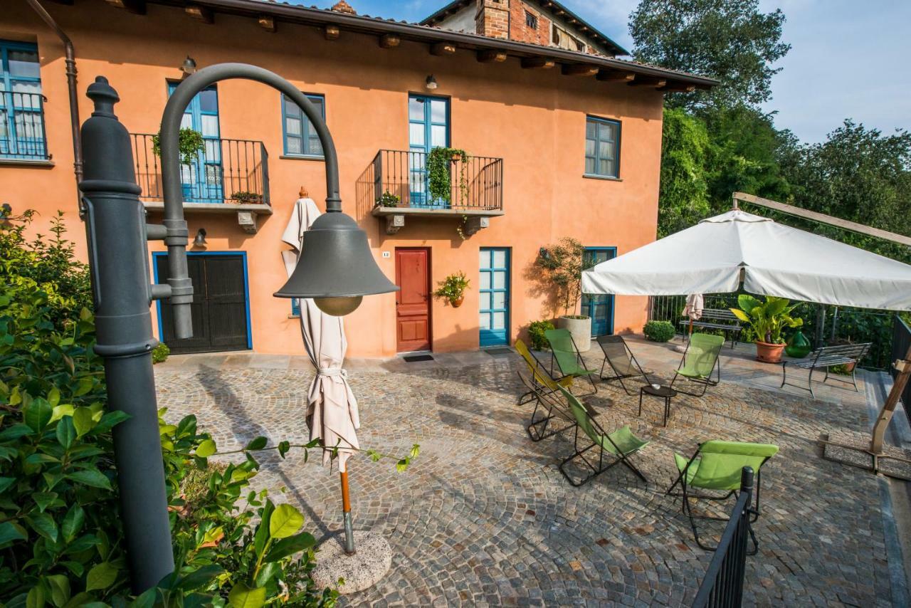 Albergo Ristorante Garibaldi Cisterna d'Asti Exterior photo